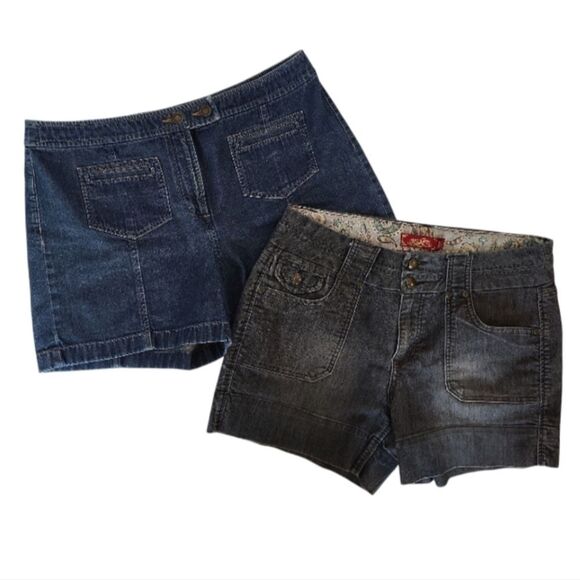 2 Pairs Dark Rinse and Faded Black High Waist Shortie Jean Shorts Size 12 - Picture 1 of 16
